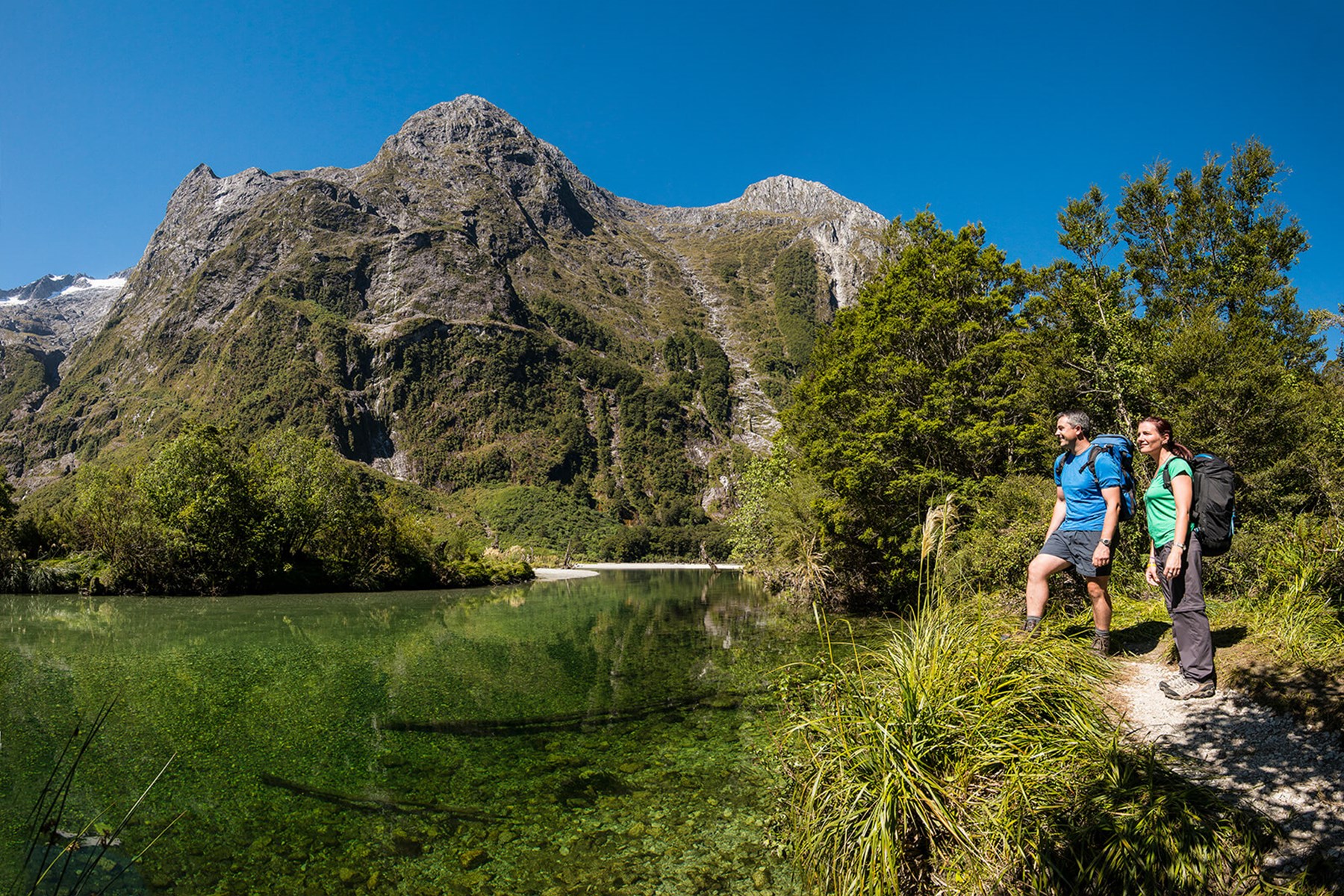Milford Track New Zealand - Guided Walks - Ultimate Hikes
